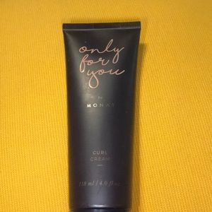 monat curl cream